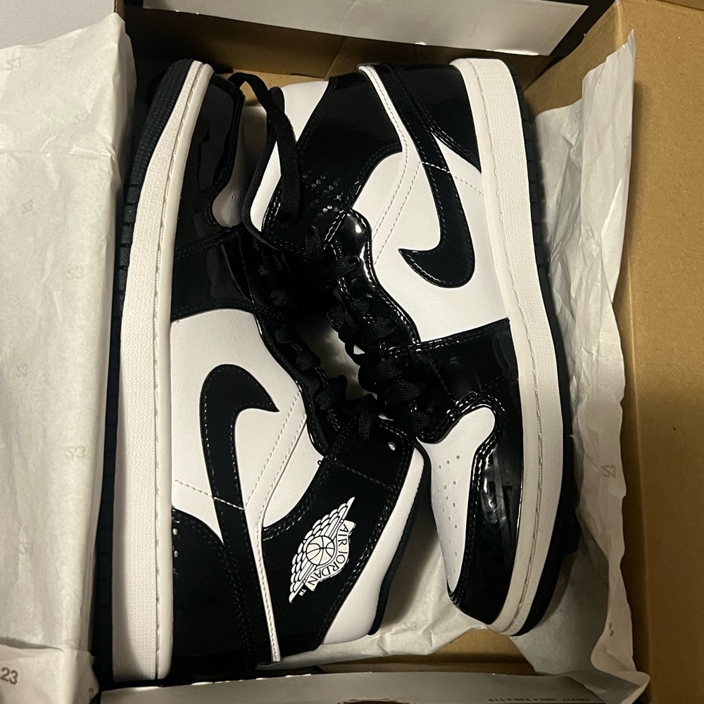 Jordan 1 Mid - carbon fiber
